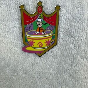 Disneyland Fantasyland Mystery Box Pin 2024 Goofy on Teacups